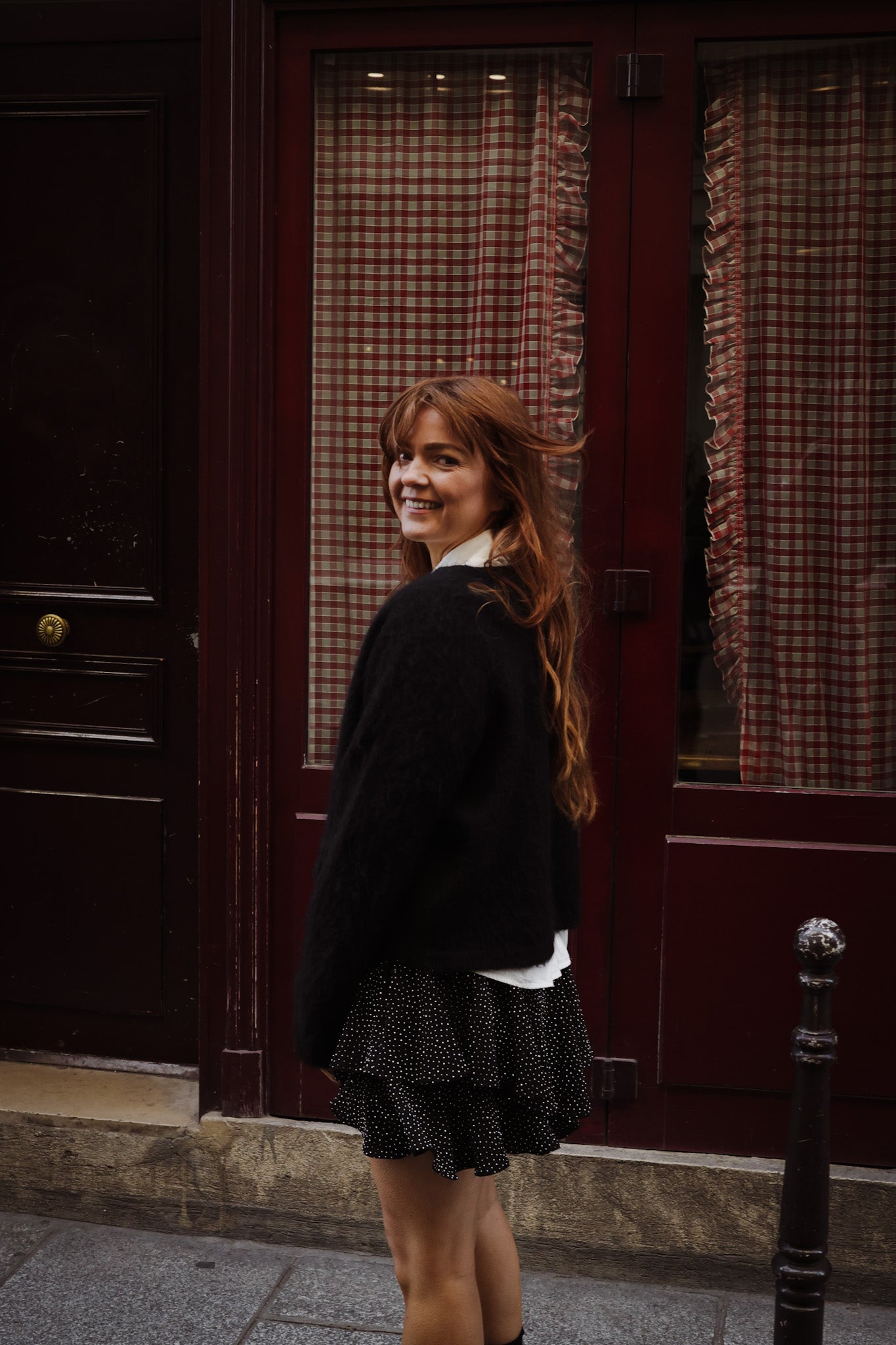 Boxy Card Sweater - Black