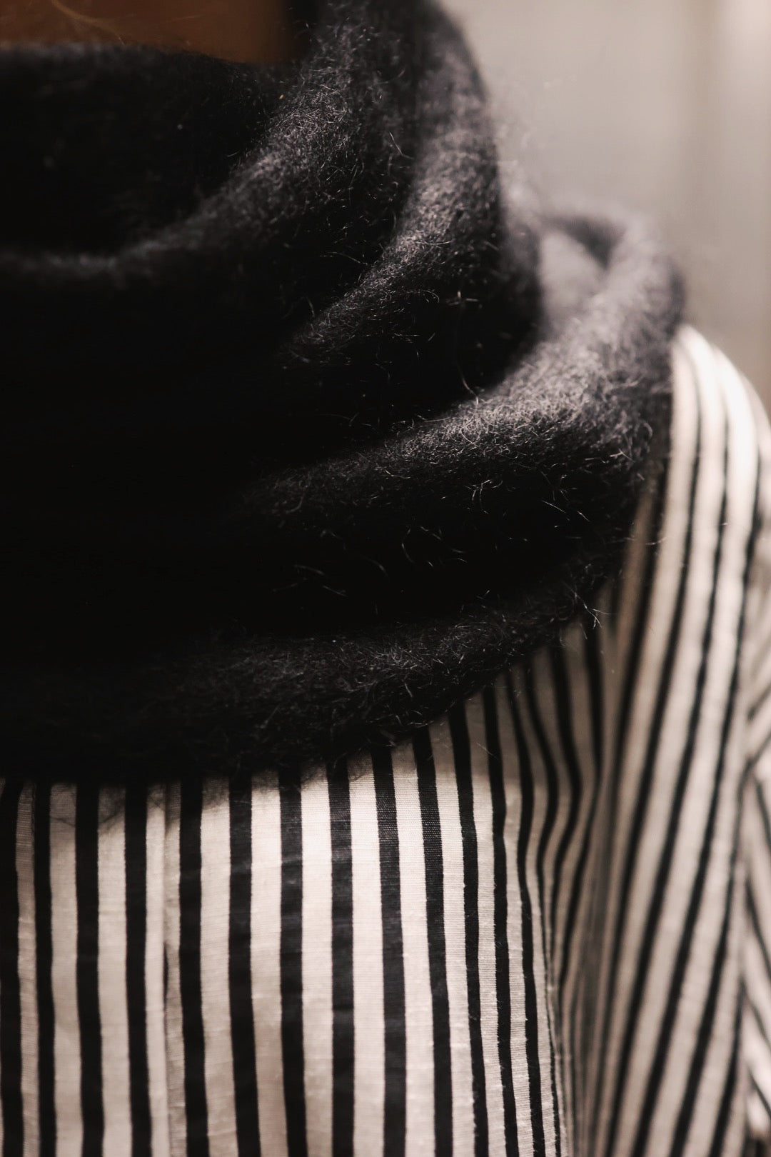 Boxy XL Scarf - Black