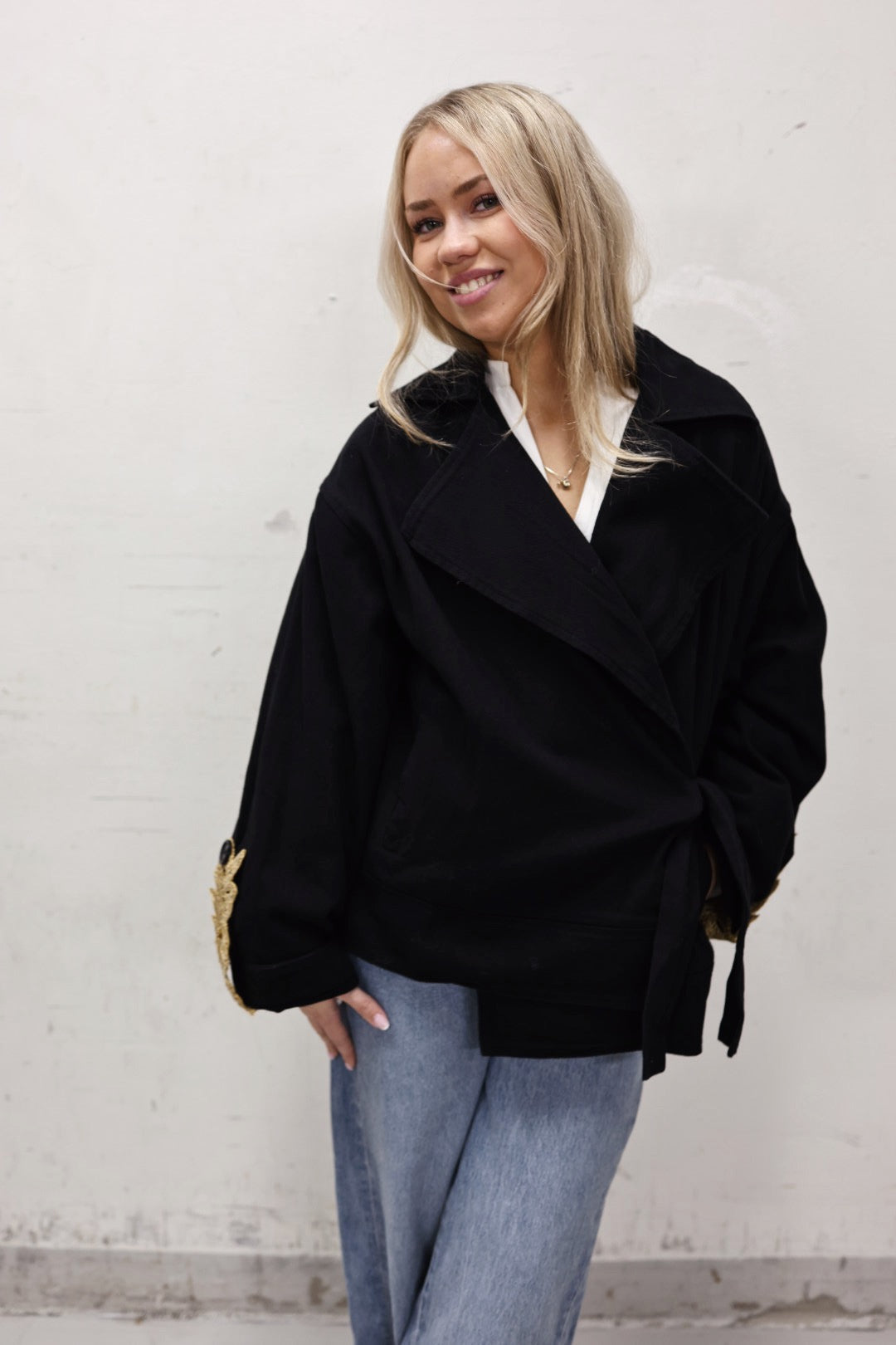 The Jacket - Black