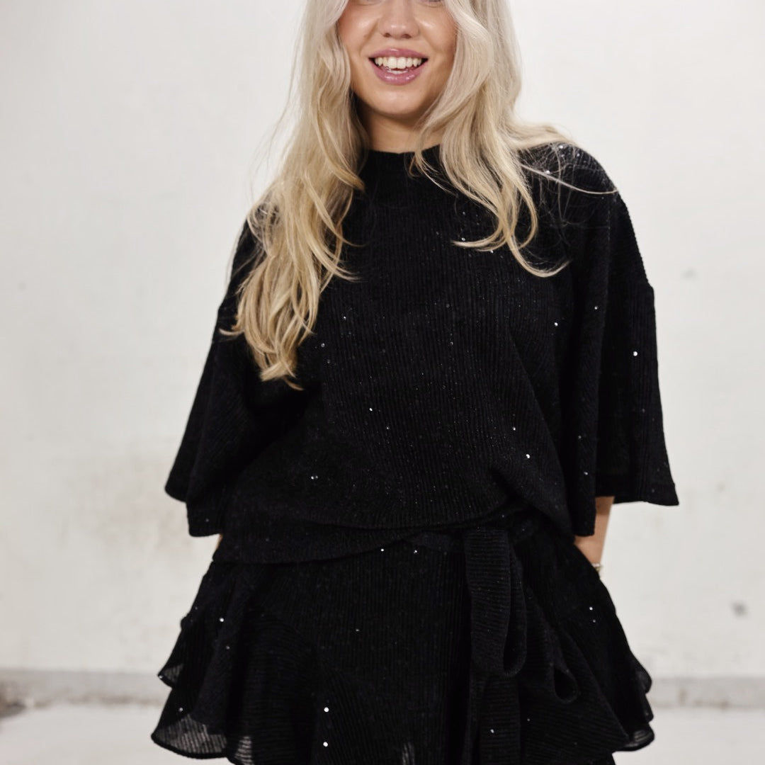 Boxy Skirt Short - Black Sequin