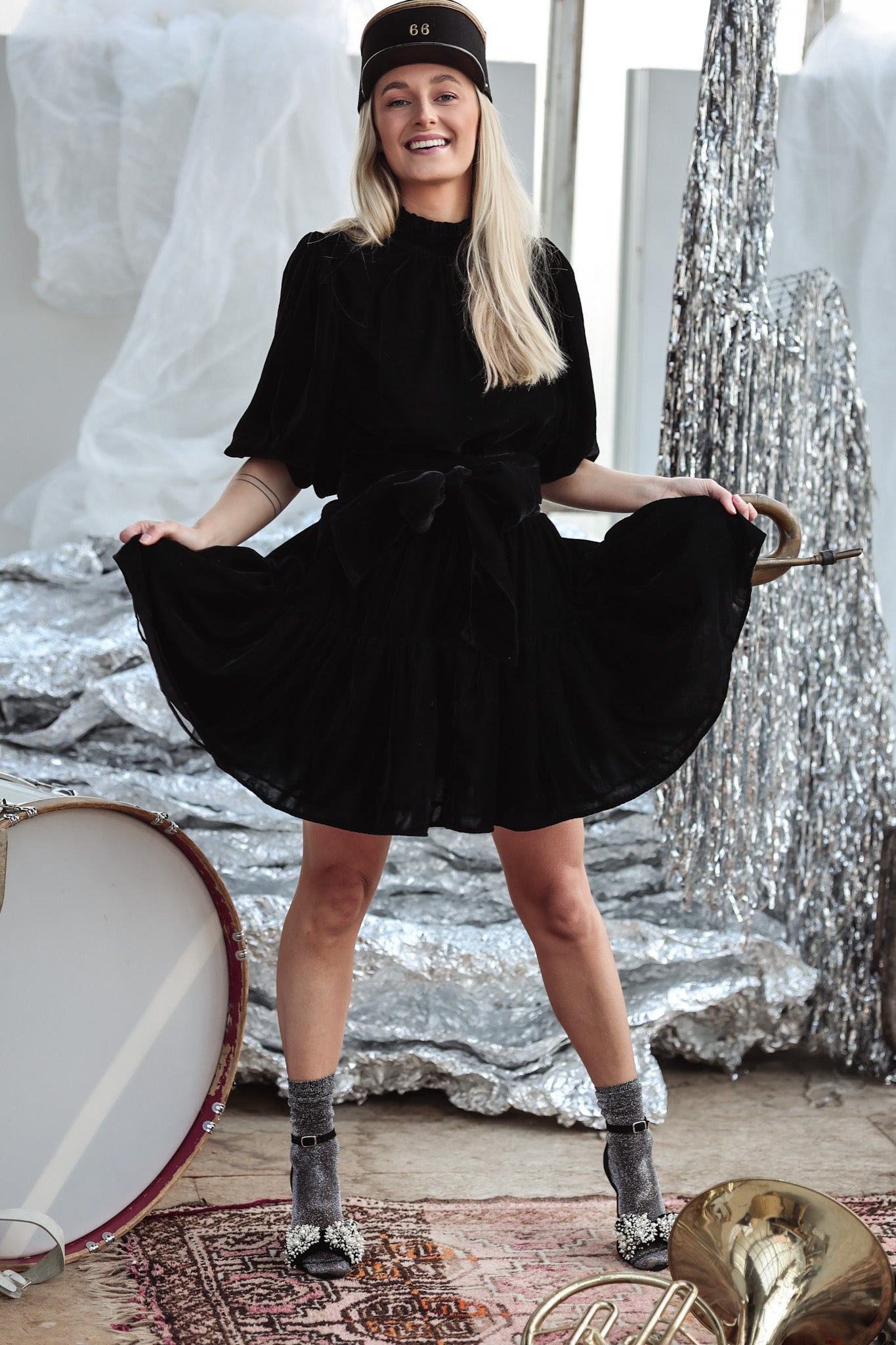Jessie Velvet - Black