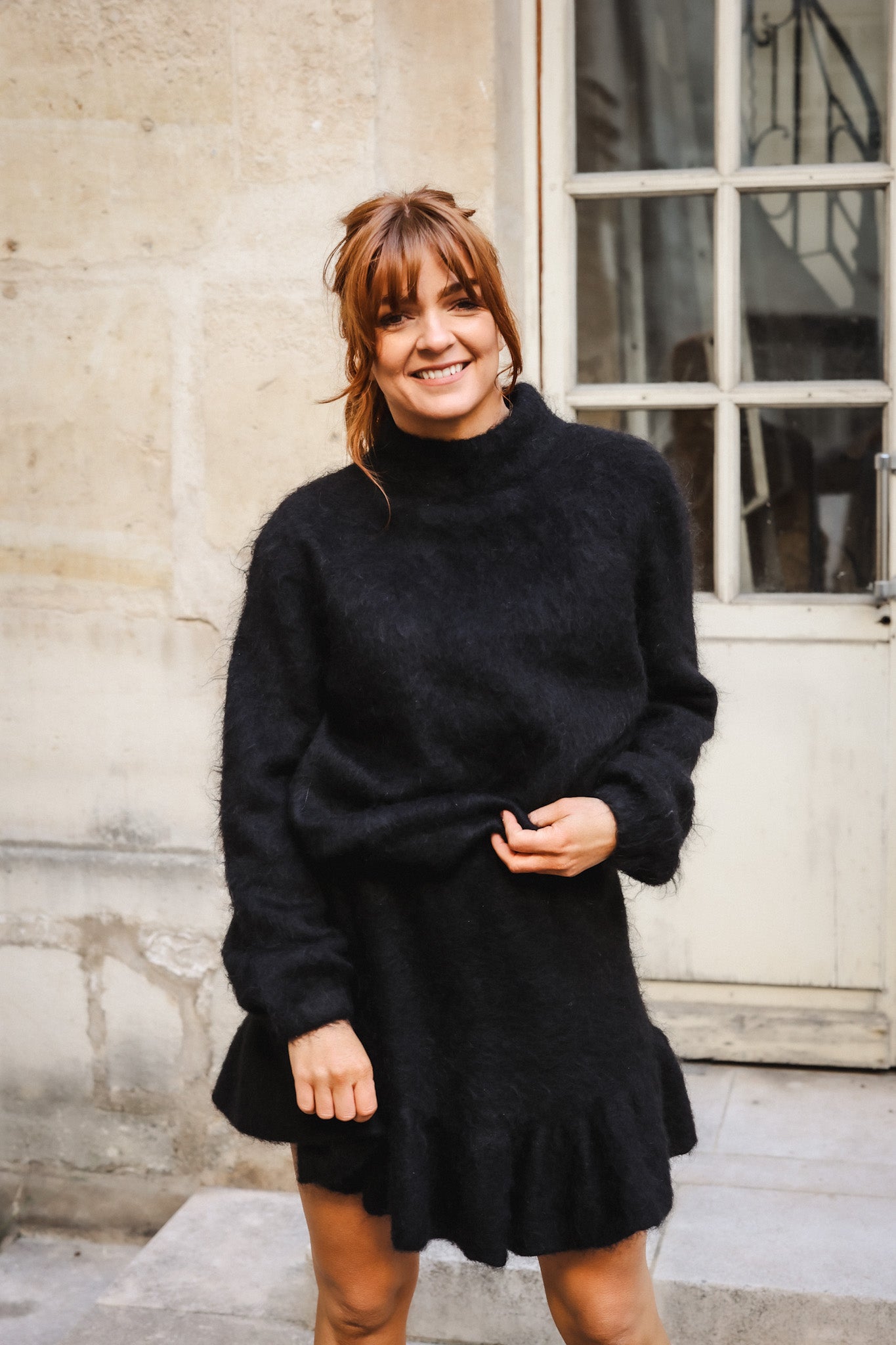 Boxy Turtle Sweater - Black