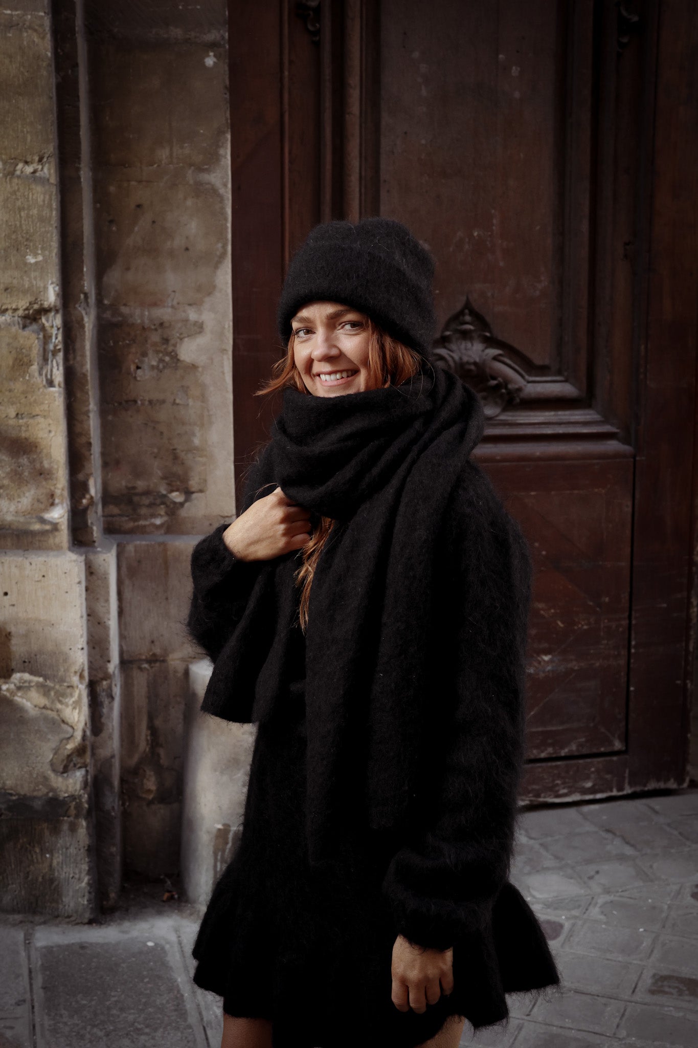 Boxy XL Scarf - Black