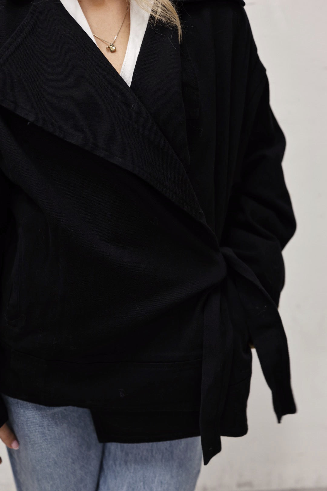 The Jacket - Black