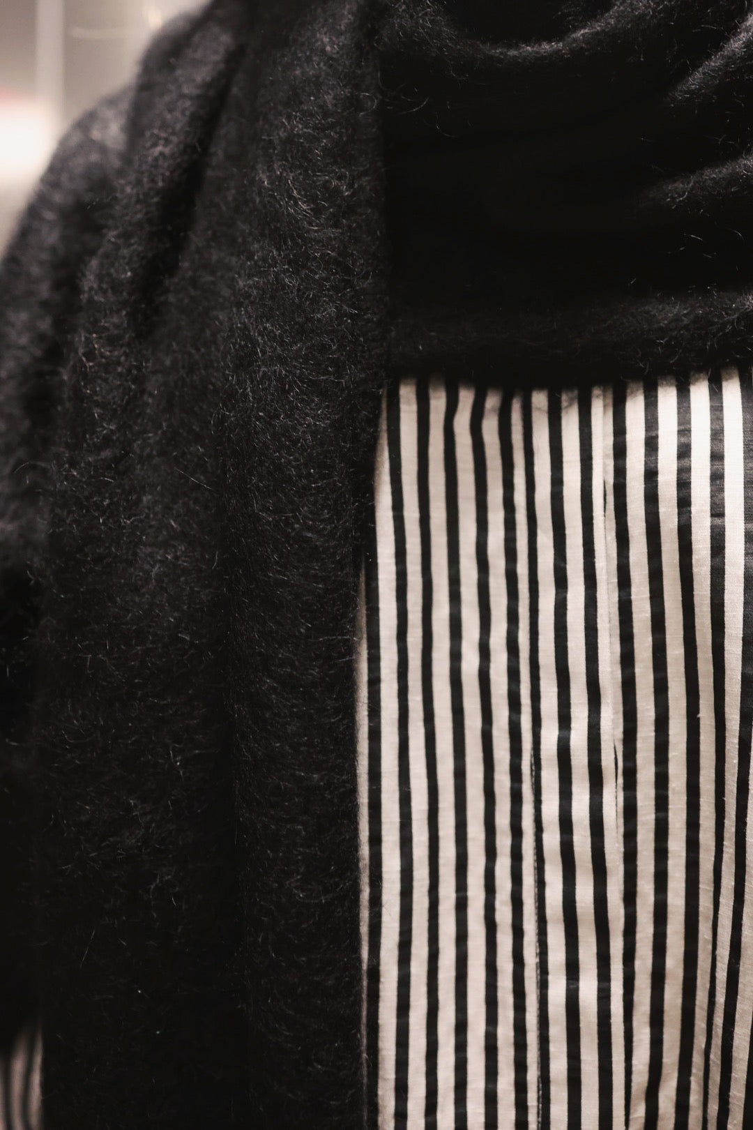 Boxy XL Scarf - Black