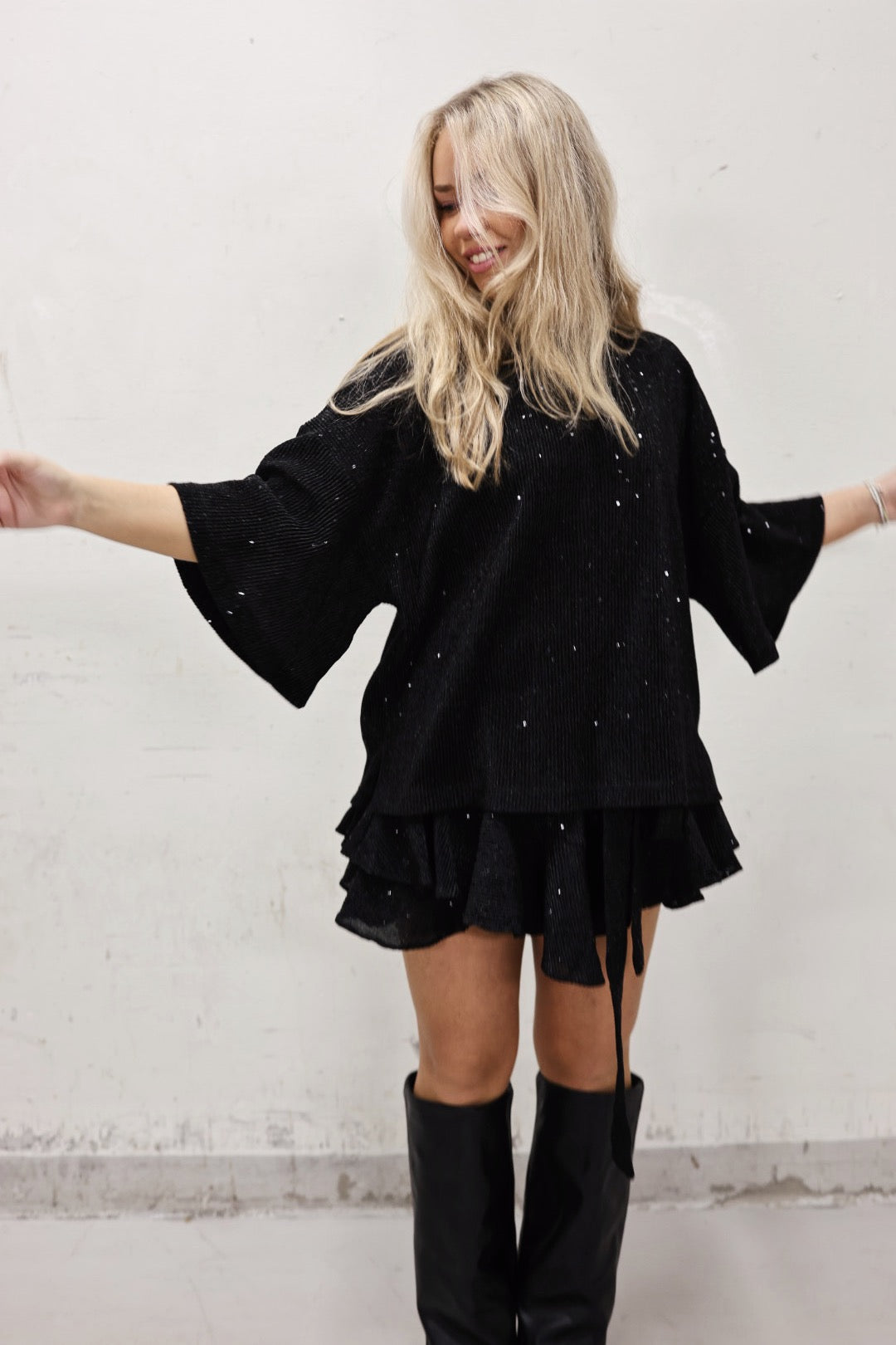 Boxy Tee- Black Sequin
