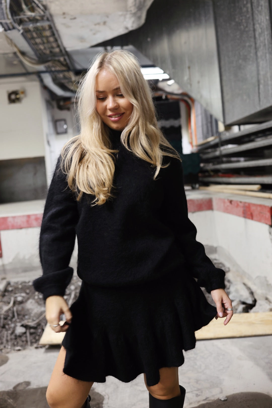 Knit Frill Skirt - Black