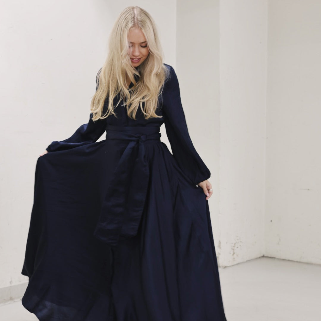 Long Bon Weekend Dress - Dark Navy