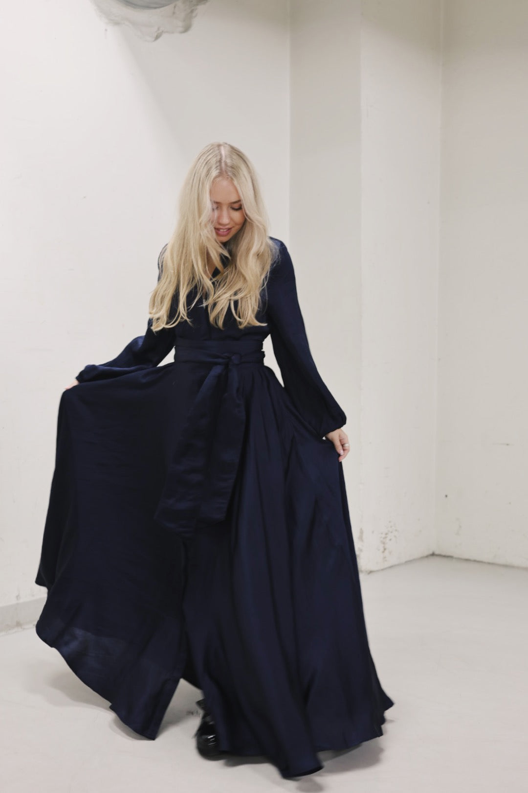 Long Bon Weekend Dress - Dark Navy