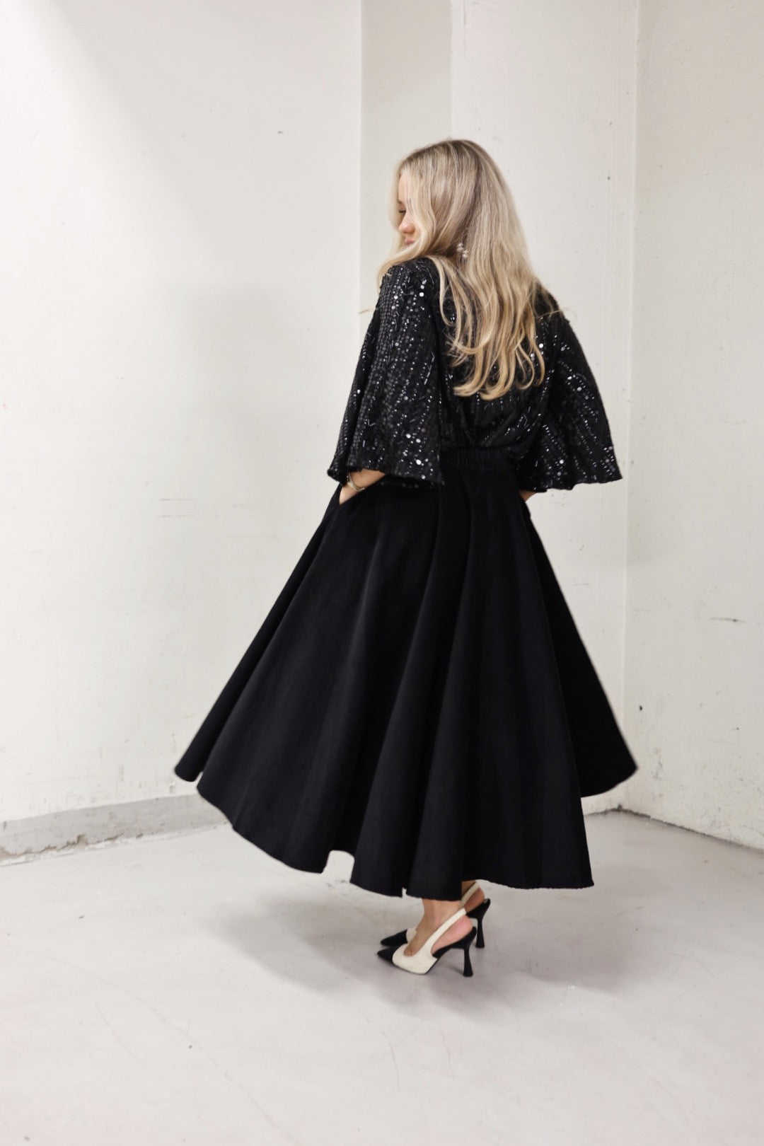 Carrie Cord Skirt - Black