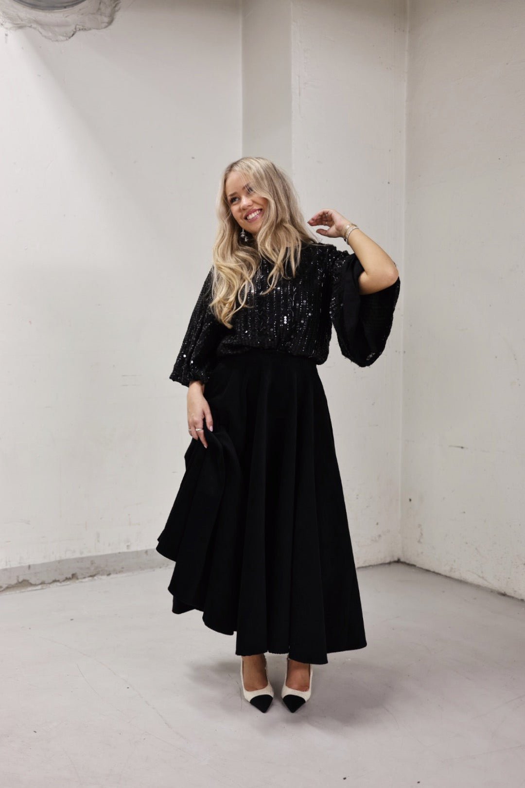 Carrie Cord Skirt - Black