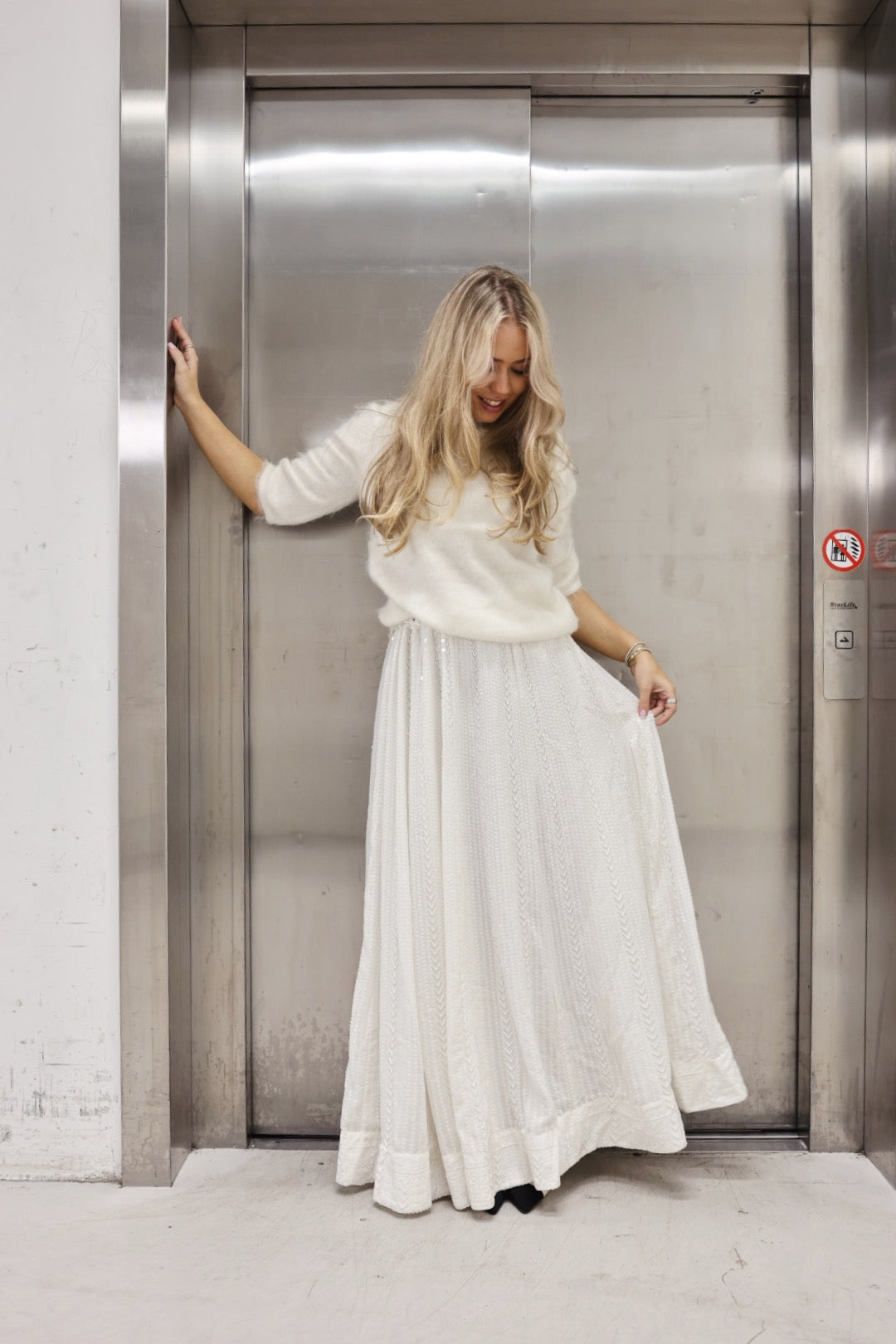 Extraodinary Sequin Skirt - Offwhite