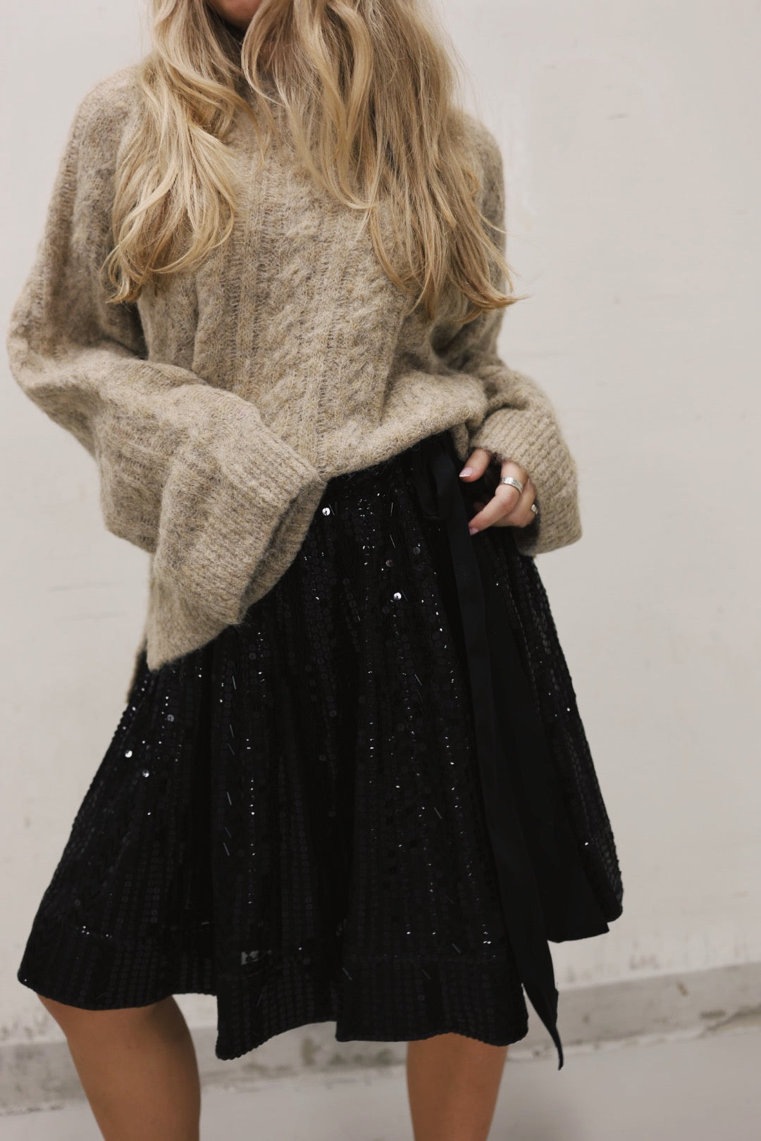 Extraordinary Short Skirt - Black