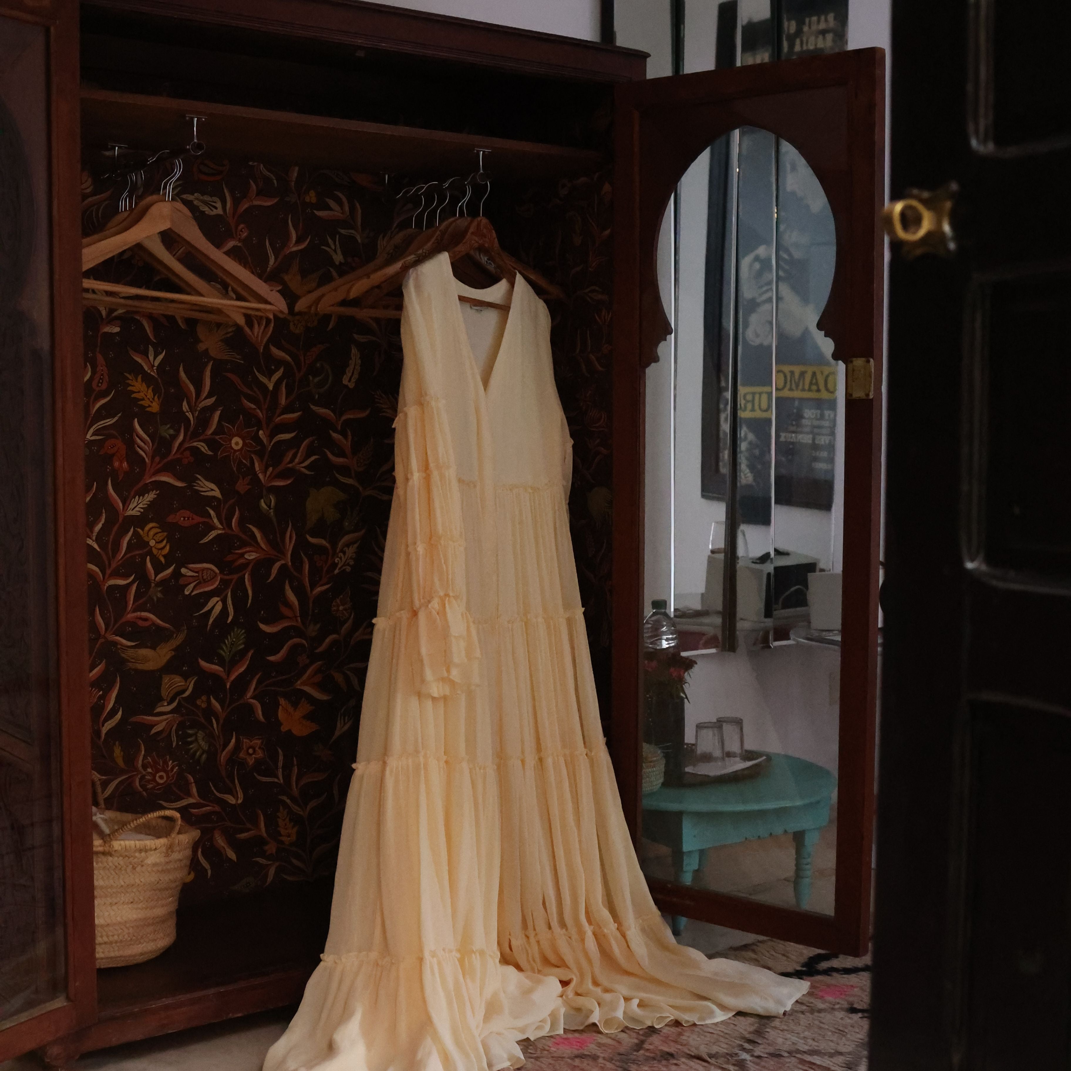 Showbird Dress - Soft Butter