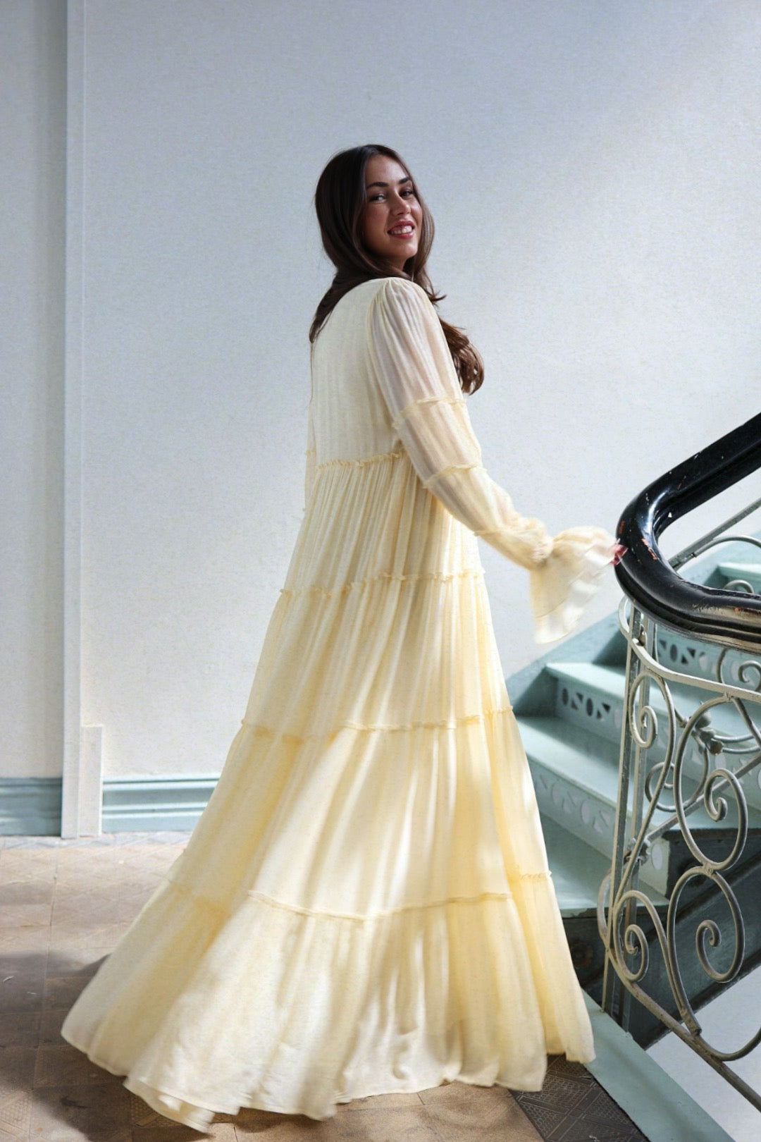 Showbird Dress - Soft Butter
